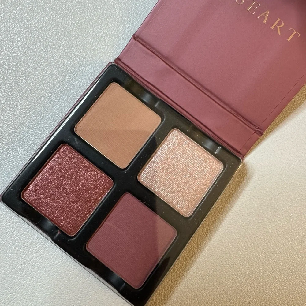 NIB: Viseart Quad Eyeshadow Palette - PETITS FOURS Framboise